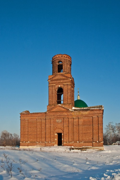 Тёплое. Церковь Космы и Дамиана. фасады