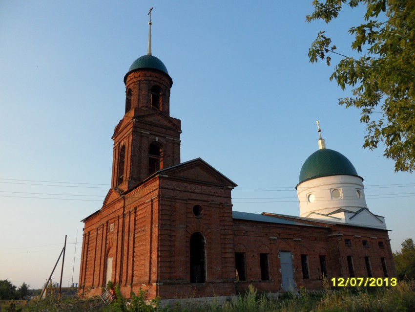 Тёплое. Церковь Космы и Дамиана. фасады