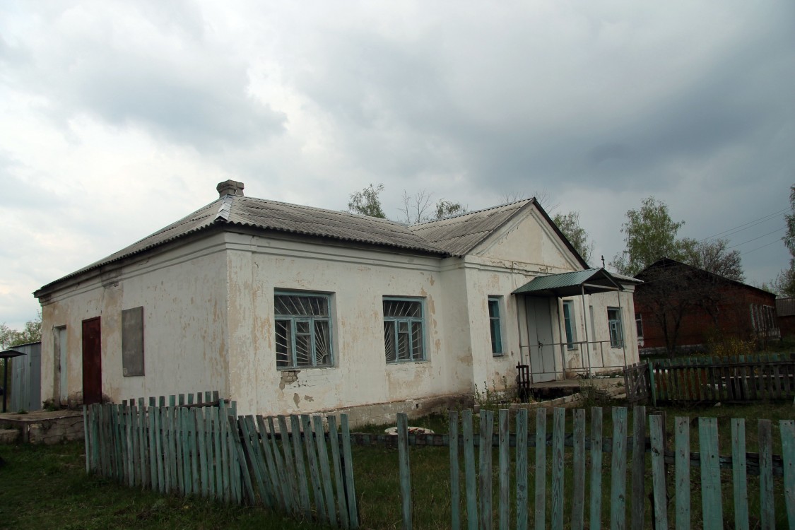 Церковь Космы и Дамиана, Тёплое (Лебедянский район, Липецкая область). дополнительная информация, дом причта