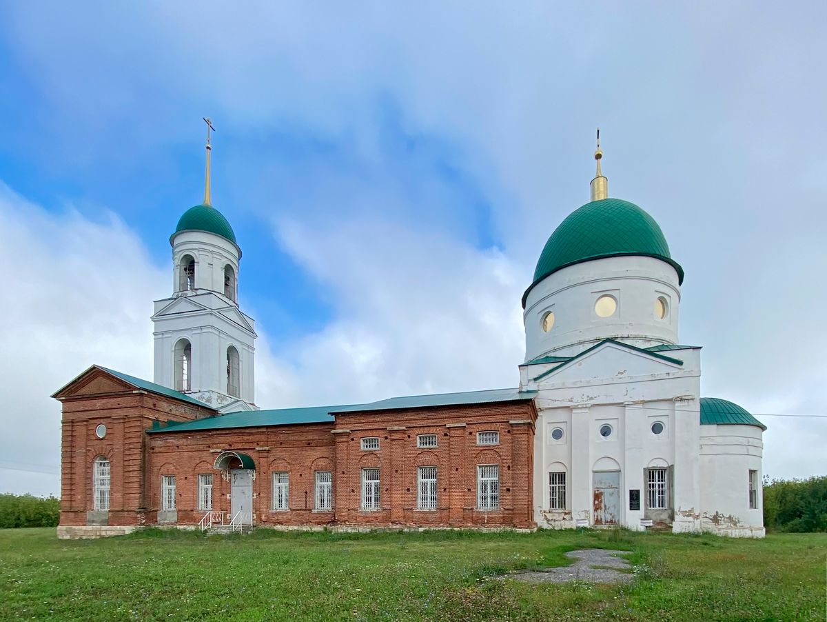 Вид с юга, фасады. Церковь Космы и Дамиана, Тёплое (Лебедянский район, Липецкая область)