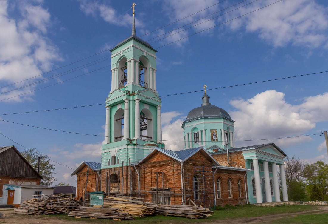Волотово. Церковь Троицы Живоначальной. фасады, Вид с юго-запада