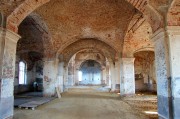 Церковь Боголюбской иконы Божией Матери, вид от входа в направлении алтаря<br>, Большие Избищи, Лебедянский район, Липецкая область