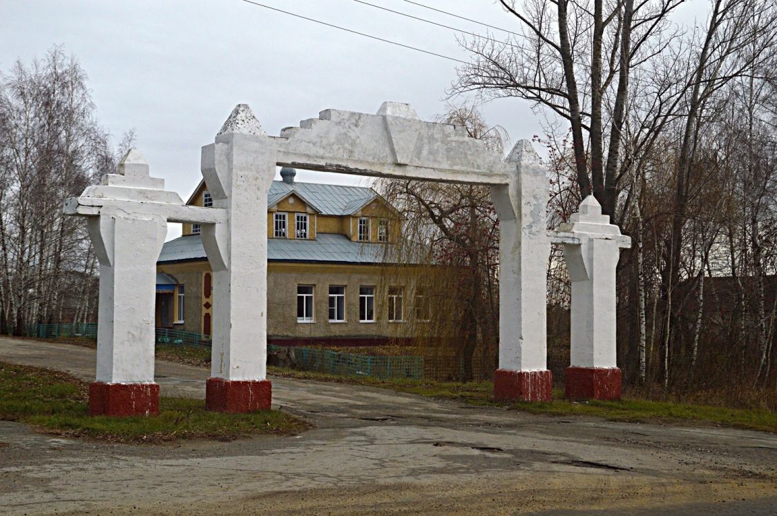 Церковь Бориса и Глеба, Захаровка (Воловский район, Липецкая область). архитектурные детали, Входная группа