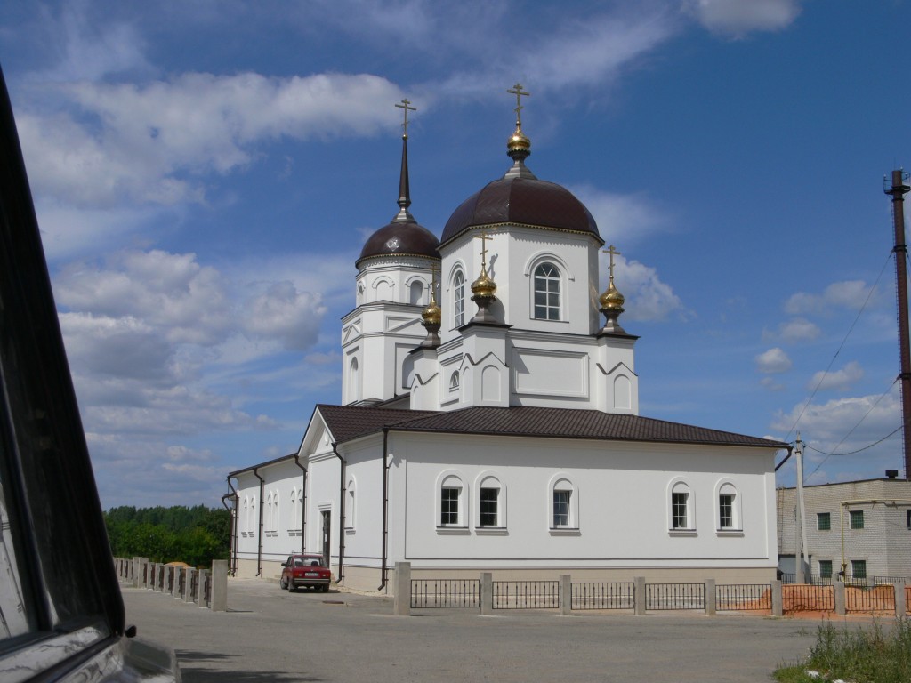 Церковь Казанской иконы Божией Матери (новая), Боринское (Липецкий район, Липецкая область). фасады