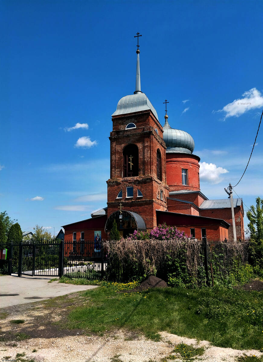 Воскресеновка. Церковь Воздвижения Креста Господня. фасады