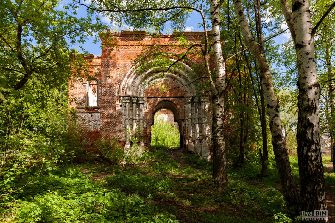 Юрьев-Польский. Петропавловский монастырь. Церковь Петра и Павла. фасады