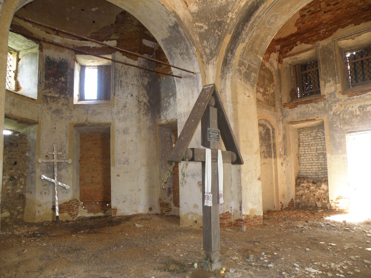 Церковь Успения Пресвятой Богородицы, Шипово (Становлянский район, Липецкая область). интерьер и убранство