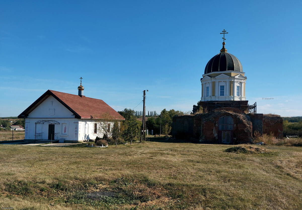 Церковь Петра и Павла, Озерки (Тербунский район, Липецкая область). общий вид в ландшафте