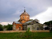 Церковь Димитрия Солунского, храм в честь великомученика Димитрия Солунского расположен в селе Средние Апочки Горшеченского района Курской области и воздвигнут мастером крестьянином Симоном Васильевичем Гладковым в 1811 году.<br>, Средние Апочки, Горшеченский район, Курская область