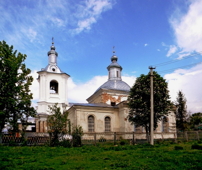 Ключ. Церковь Казанской иконы Божией Матери. общий вид в ландшафте