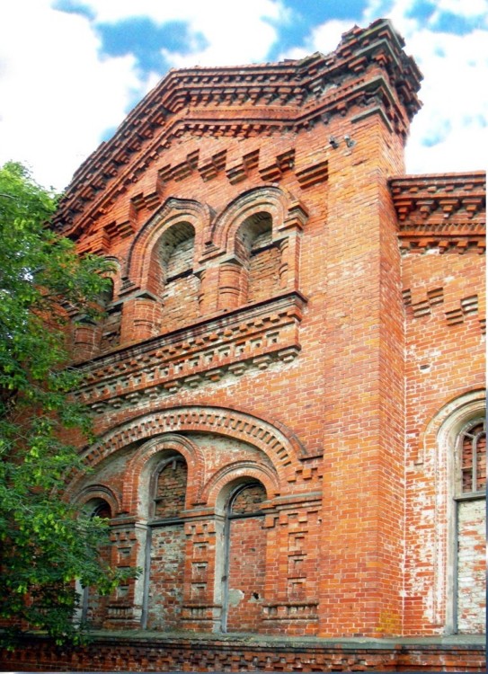 Церковь Пантелеимона Целителя, Искра (Курский район, Курская область). архитектурные детали