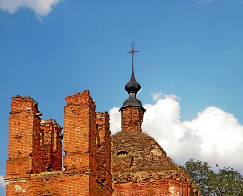 Церковь Троицы Живоначальной, Троица (Курский район, Курская область). архитектурные детали