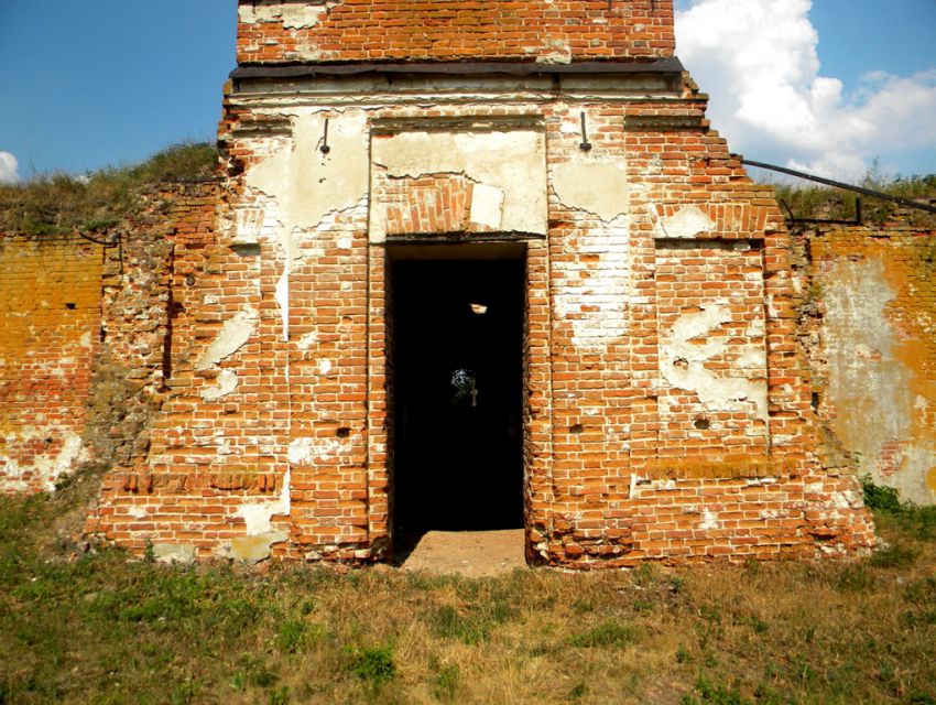 Церковь Троицы Живоначальной, Троица (Курский район, Курская область). архитектурные детали