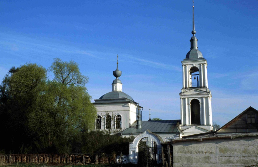 Красное. Церковь Казанской иконы Божией Матери. фасады