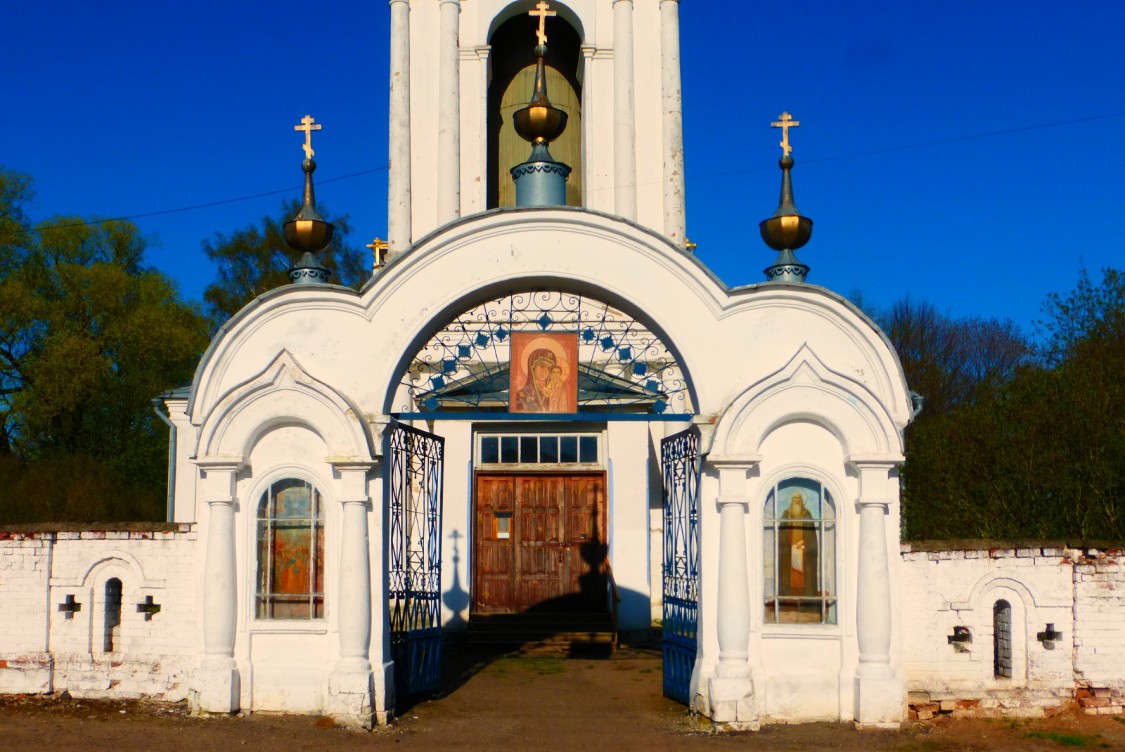 Церковь Казанской иконы Божией Матери, Красное (Калязинский район, Тверская область). дополнительная информация