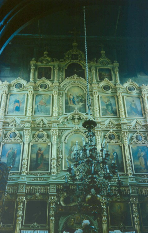 Красное. Церковь Казанской иконы Божией Матери. интерьер и убранство, 1994