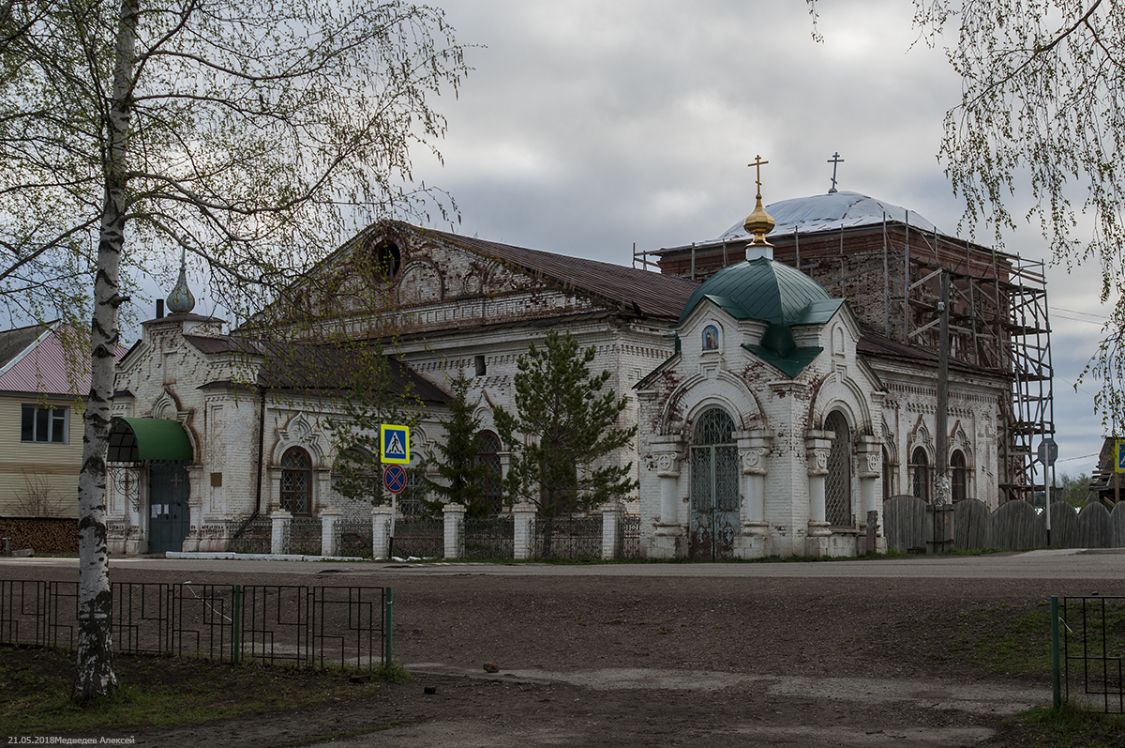 Усть-Кишерть. Церковь Покрова Пресвятой Богородицы. фасады