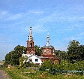 Верхняя Груня. Церковь Троицы Живоначальной