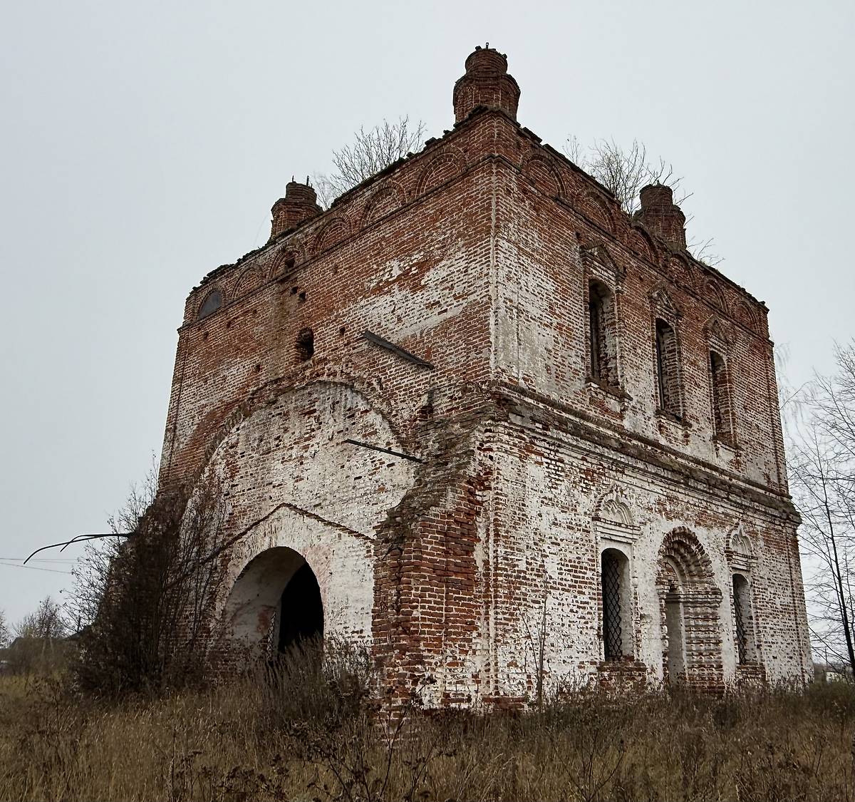 Вид с юго-запада, фасады. Церковь Рождества Христова, Ставотино (Гаврилов-Ямский район, Ярославская область)