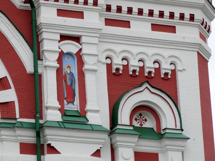 Пантелеимоновский женский монастырь в Феофании. Собор Пантелеймона, Феофания (Голосеевский район, Украина, г. Киев). архитектурные детали