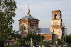 Береговая Погореловка. Церковь Покрова Пресвятой Богородицы