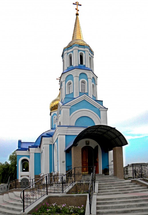 Церковь Покрова Пресвятой Богородицы, Коренево (Кореневский район, Курская область). общий вид в ландшафте