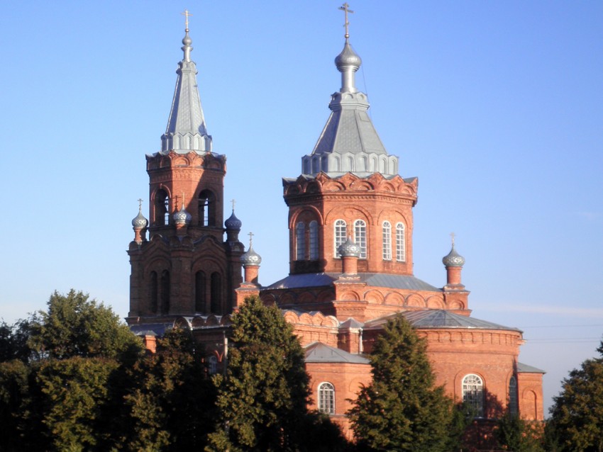 Церковь Илии Пророка, Благодатное (Кореневский район, Курская область). общий вид в ландшафте