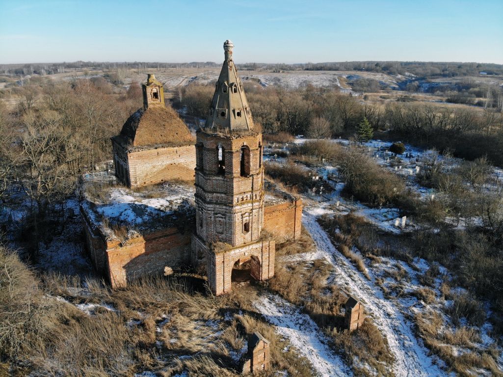 Церковь Успения Пресвятой Богородицы, Панкино (Пронский район, Рязанская область). общий вид в ландшафте