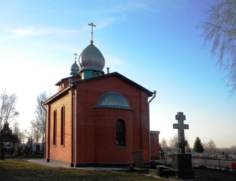Курск. Церковь Иоанна Предтечи на Южном кладбище. общий вид в ландшафте