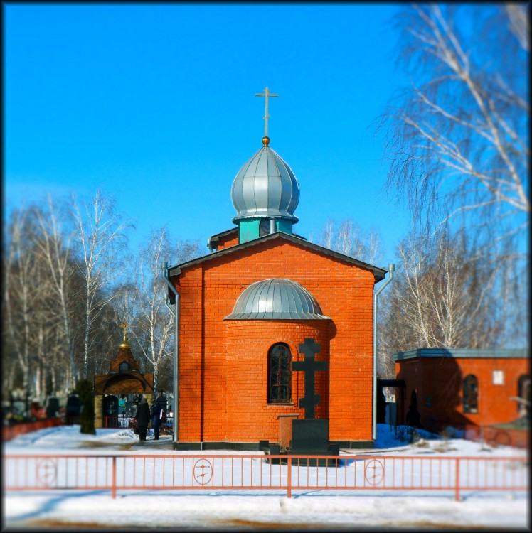 Церковь Иоанна Предтечи на Южном кладбище, Курск (Курск, город, Курская область). общий вид в ландшафте