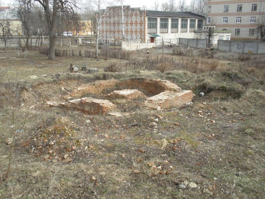 Крестовоздвиженский мужской монастырь. Церковь Воздвижения Креста Господня, Калуга (Калуга, город, Калужская область). дополнительная информация, Фрагмент восточной части храма
