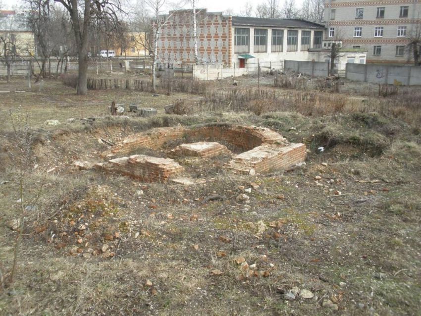 Калуга. Крестовоздвиженский мужской монастырь. Церковь Воздвижения Креста Господня. дополнительная информация, Фрагмент восточной части храма