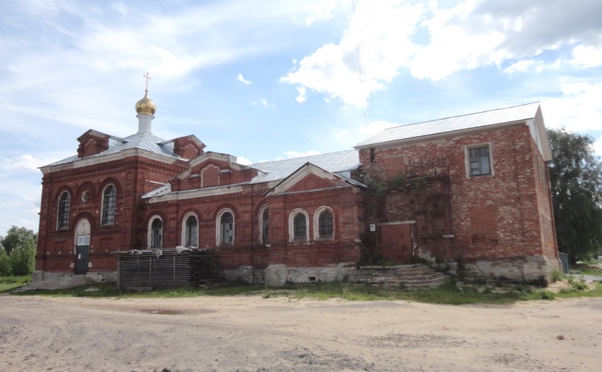 Церковь Успения Пресвятой Богородицы, Ближне-Песочное (Выкса, ГО, Нижегородская область). общий вид в ландшафте