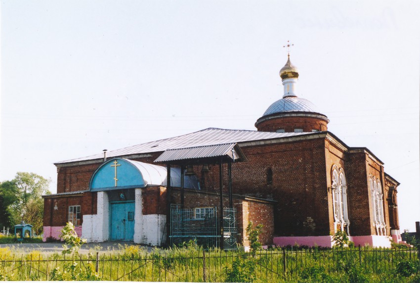 Поплевино. Церковь Георгия Победоносца. фасады