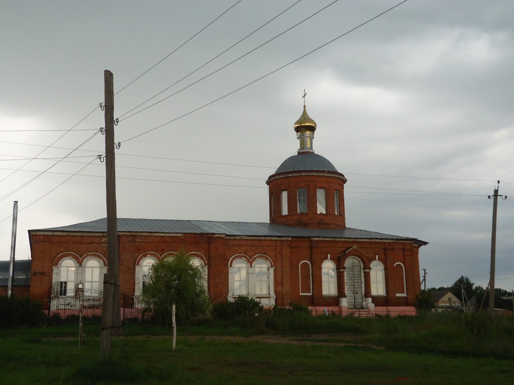 Поплевино. Церковь Георгия Победоносца. фасады