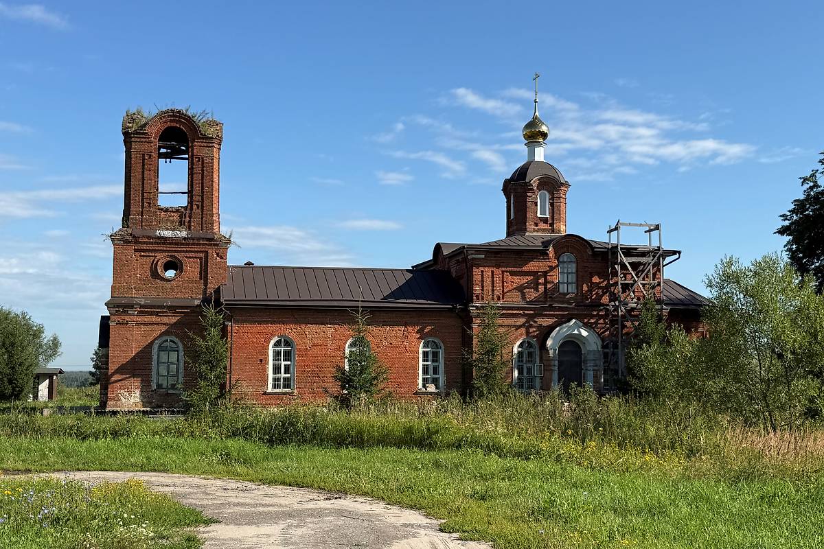 фасады. Церковь Троицы Живоначальной, Бахмачеево (Рязанский район, Рязанская область)