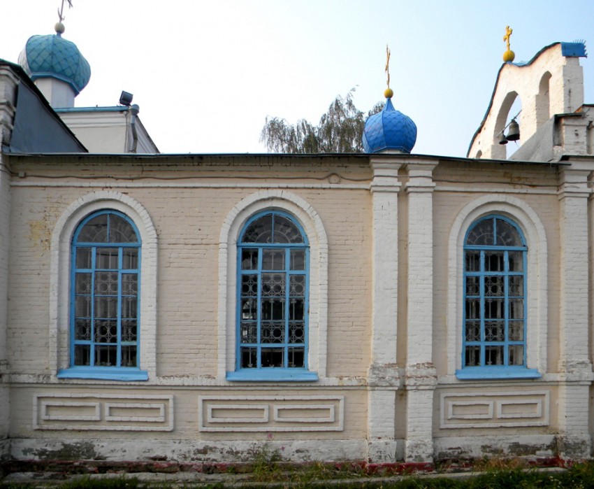 Церковь Введения во храм Пресвятой Богородицы, Тим (Тимский район, Курская область). фасады
