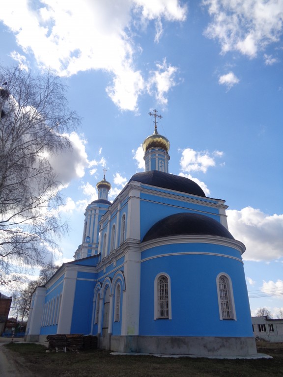 Церковь Покрова Пресвятой Богородицы, Вышгород (Рязанский район, Рязанская область). фасады, вид полностью отремонтированного храма