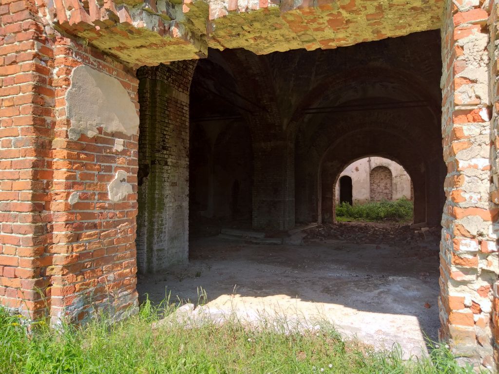 Церковь Иоанна Богослова, Подлесное (Рязанский район, Рязанская область). интерьер и убранство
