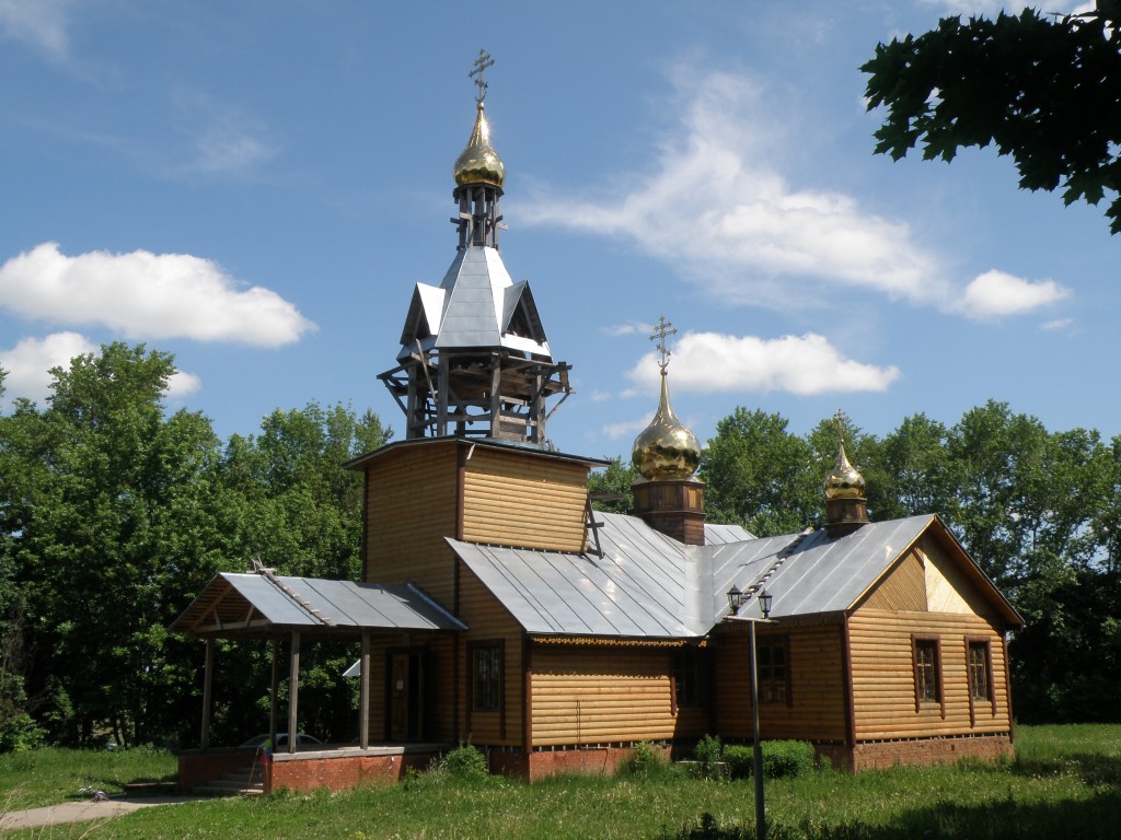 Церковь Рождества Пресвятой Богородицы, Искра (Рязанский район, Рязанская область). фасады