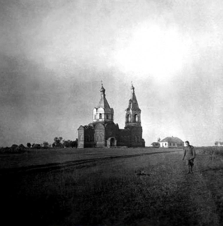 Церковь Георгия Победоносца, Гнилое (Тимский район, Курская область). архивная фотография, источник:  https://fotki.yandex.ru/next/users/sergeypopov2566/album/88522/view/842379?page=2