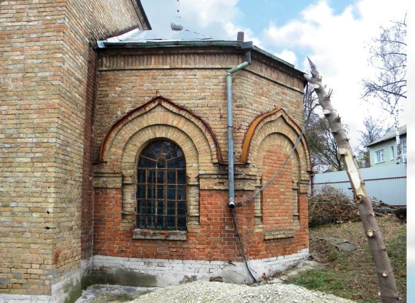 Льгов. Церковь Димитрия Солунского. фасады, Старообрядческая церковь Дмитрия Солунского в городе Льгов построена в 1906 году