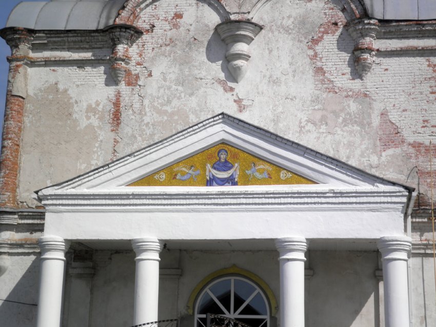 Церковь Покрова Пресвятой Богородицы, Банищи (Льговский район, Курская область). архитектурные детали