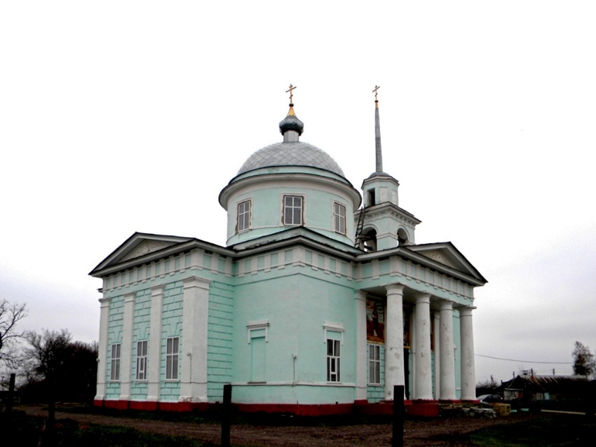 Церковь Воскресения Христова, Большие Угоны (Льговский район, Курская область). общий вид в ландшафте