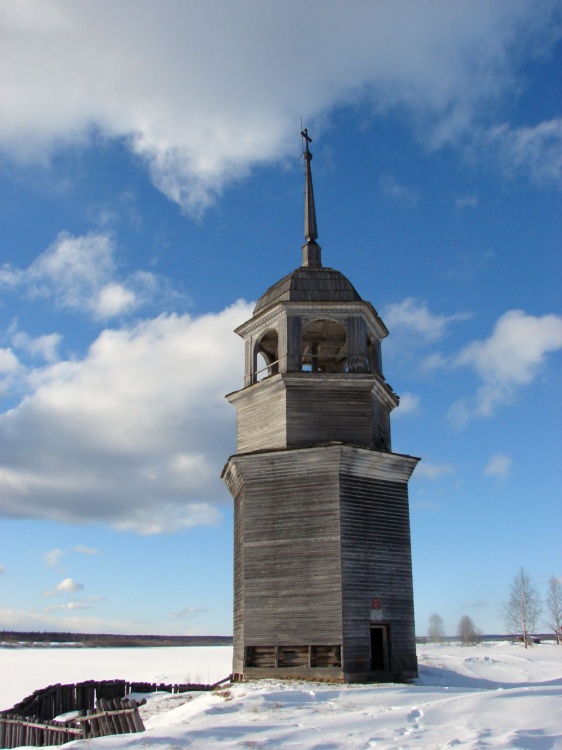 Церковь Вознесения Господня, Пияла (Онежский район, Архангельская область). архитектурные детали, .Колокольня