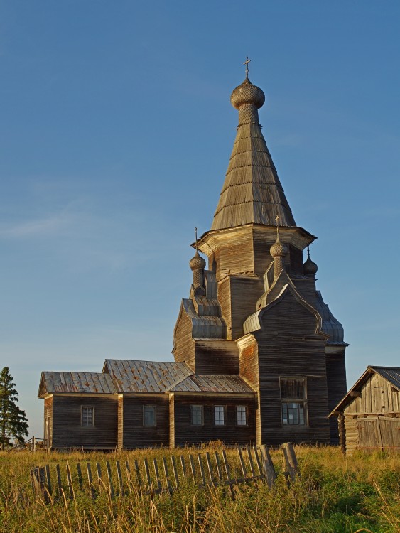 Церковь Вознесения Господня, Пияла (Онежский район, Архангельская область). фасады, вид с юга с максимальным удалением