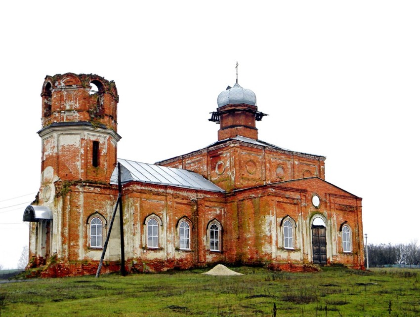 Церковь Михаила Архангела, Гостомля (Медвенский район, Курская область). общий вид в ландшафте