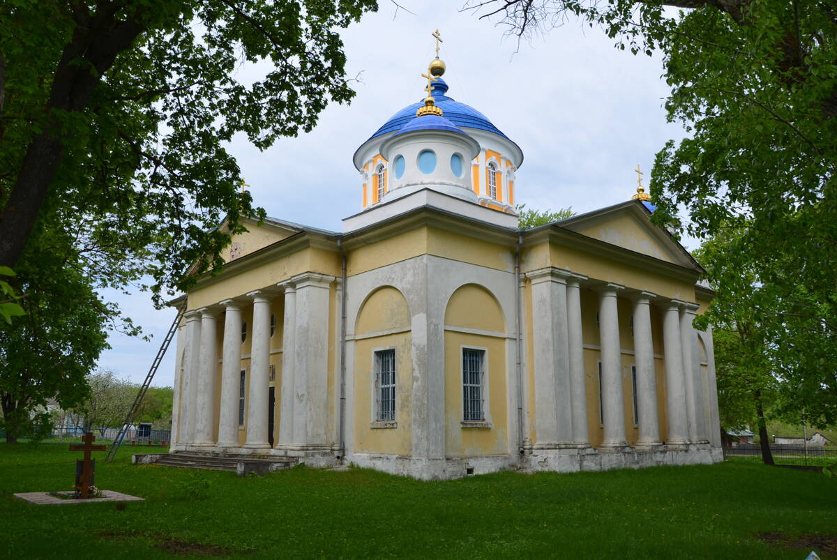 Церковь Рождества Пресвятой Богородицы, Малый Студенец (Сасовский район и г. Сасово, Рязанская область). фасады, Вид с юго-востока