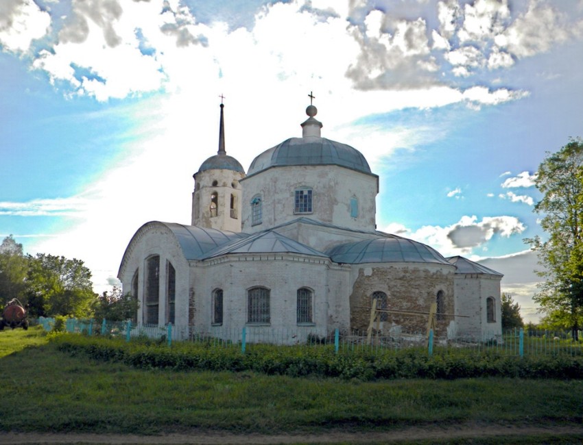 Репец. Церковь Димитрия Солунского. фасады