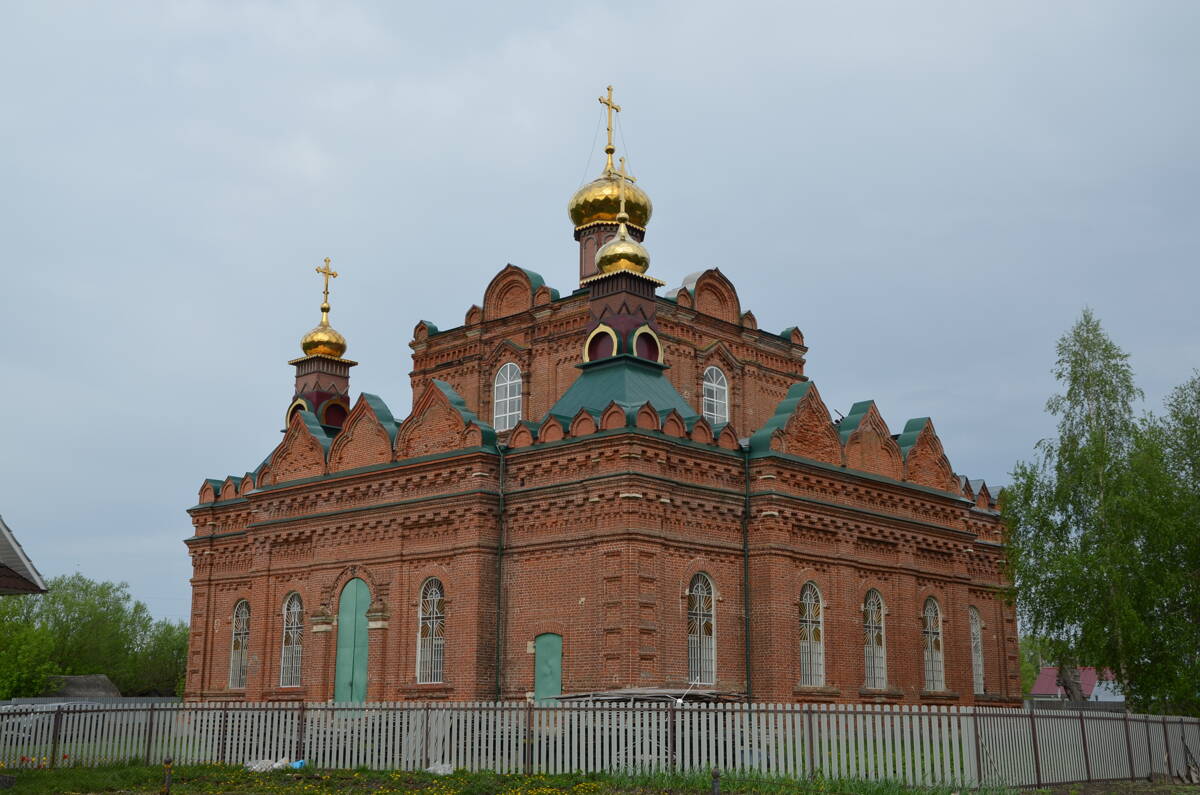 Церковь Преображения Господня, Усады (Сасовский район и г. Сасово, Рязанская область). фасады, Вид с юго-востока